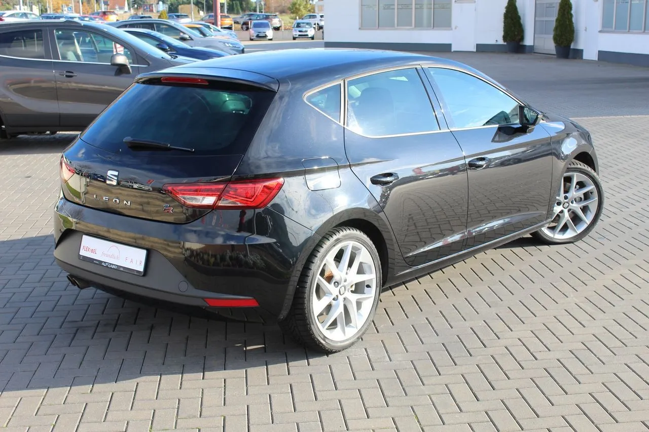 Seat Leon 1.8 TSI FR DSG...  Image 4