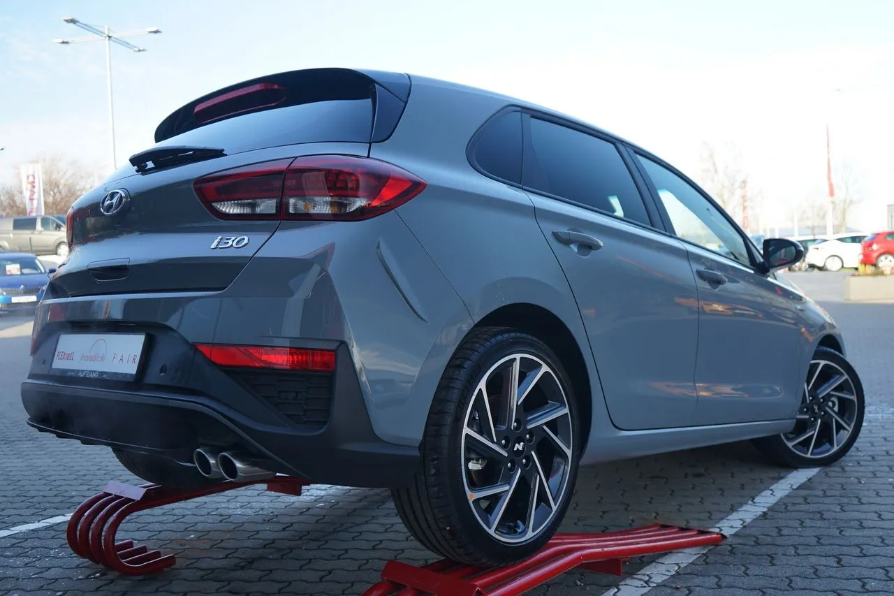 Hyundai i30 N-Line 1.5T-GDi mHev AT...  Image 4