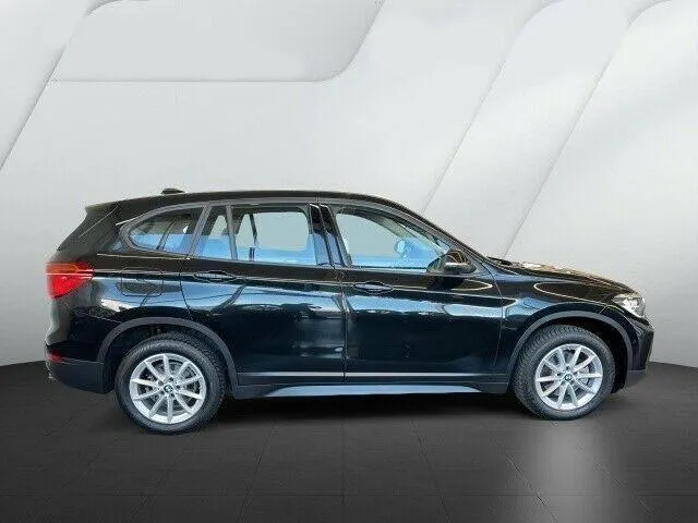 BMW X1 sDrive18d Advantage Image 6