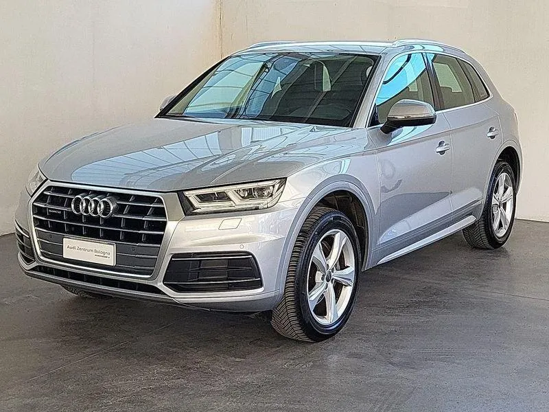 AUDI Q5 2.0 TDI quattro S tr. Business Sport Image 1