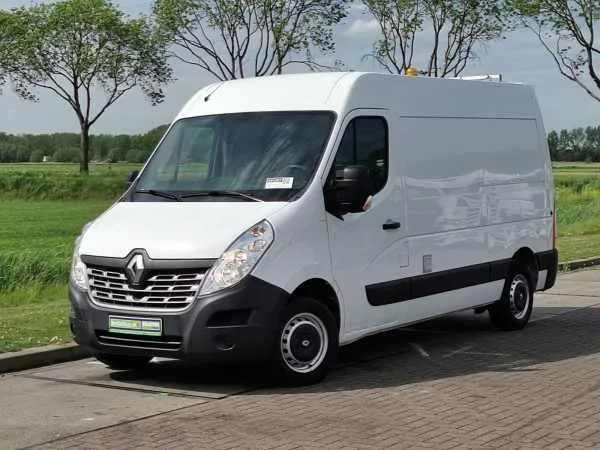 Renault Master 2.3 CDI 130 L2H2 Image 2