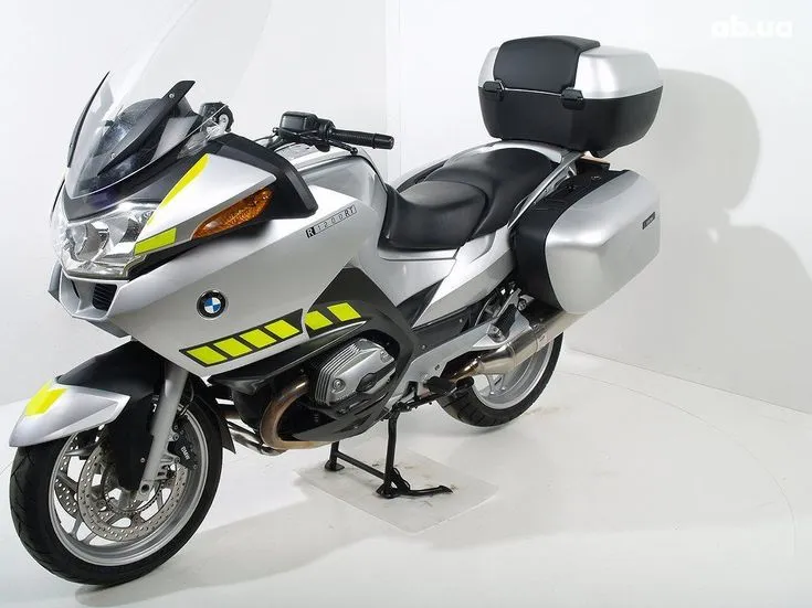 BMW R Image 1